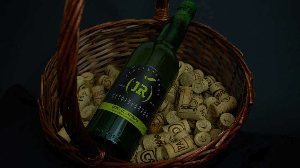 Sidra JR Etiqueta Negra main.jpg