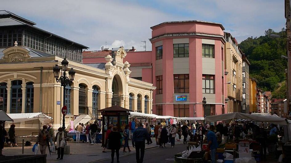 Mieres Weekly Market