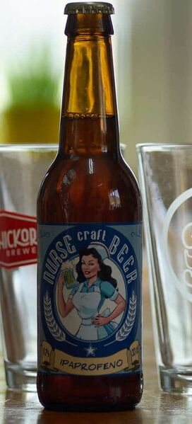 File:Nurse-ipaprofeno-bottle 1-465x1024.jpg